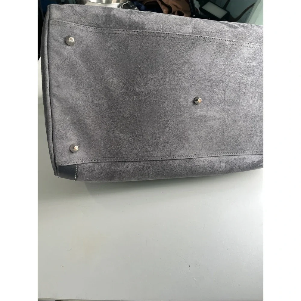 New London Fog Carry On 20
